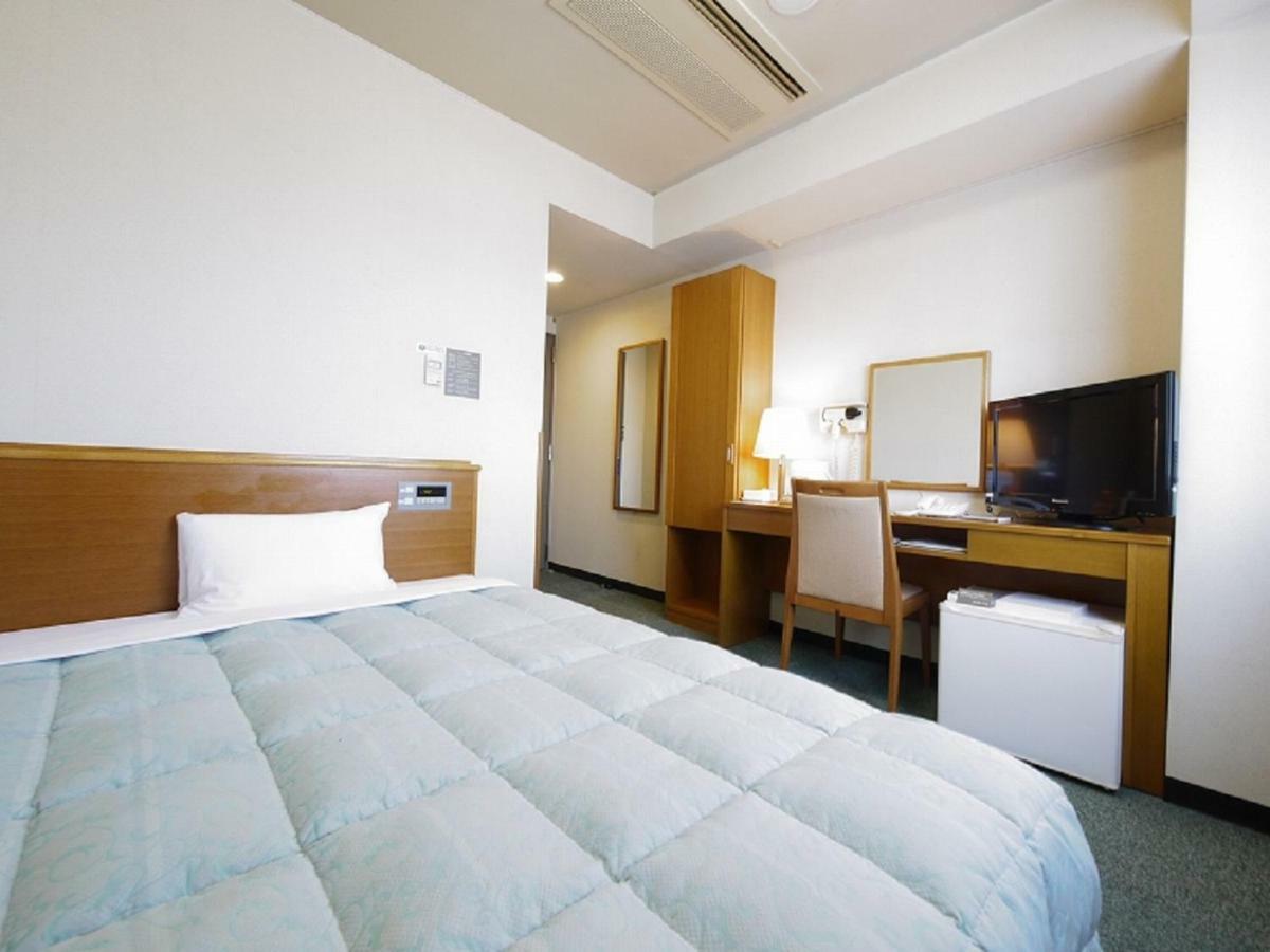 Hotel Route-Inn Igaueno -Igaichinomiya Inter- Экстерьер фото