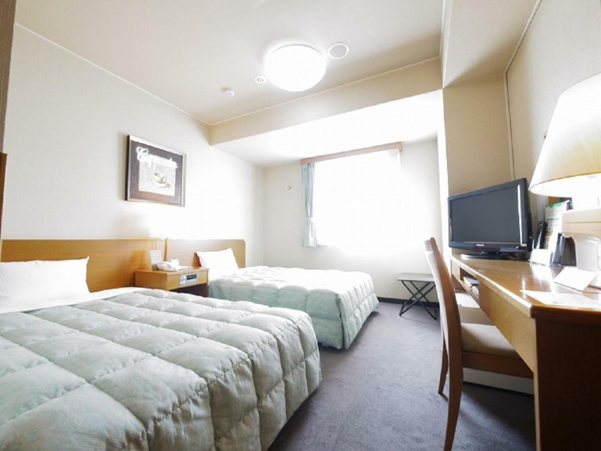 Hotel Route-Inn Igaueno -Igaichinomiya Inter- Экстерьер фото